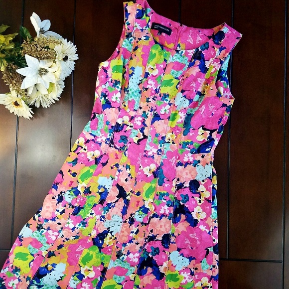Jones New York Dresses & Skirts - Jones New York Sleeveless Floral Dress